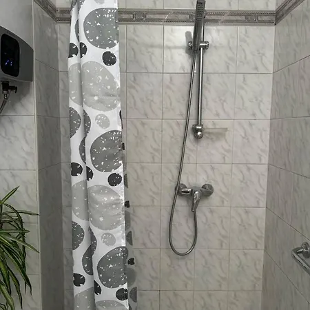 Appartement Ovarosi *